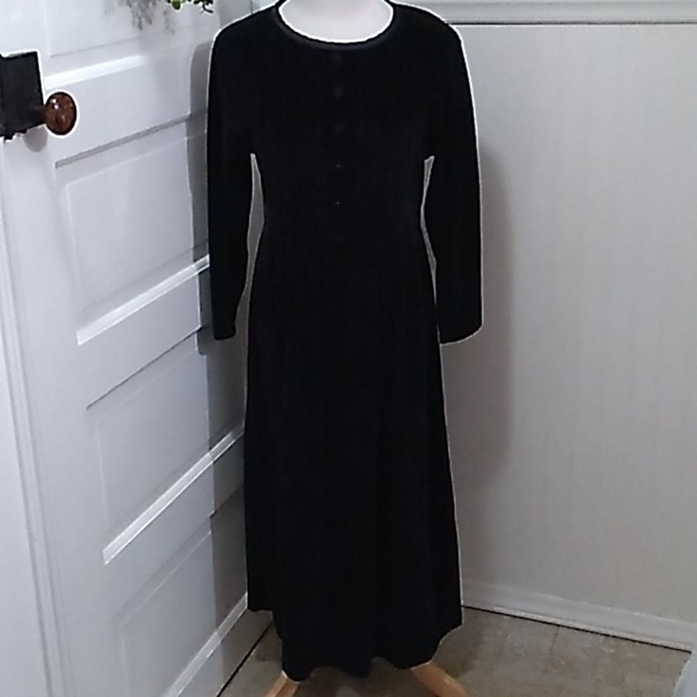 Vintage Erika & Co small black velour maxi dress